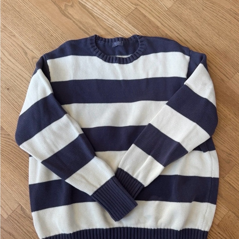 Brandy Melville stripped sweater